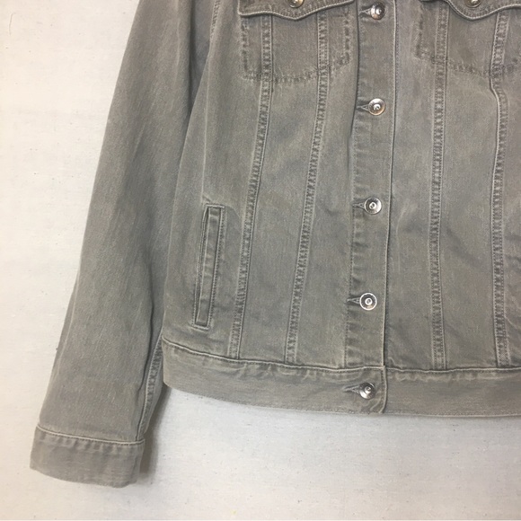L.L. Bean Trucker Denim Jacket – Women’s Medium (Worn Grey) - Picture 3 of 16